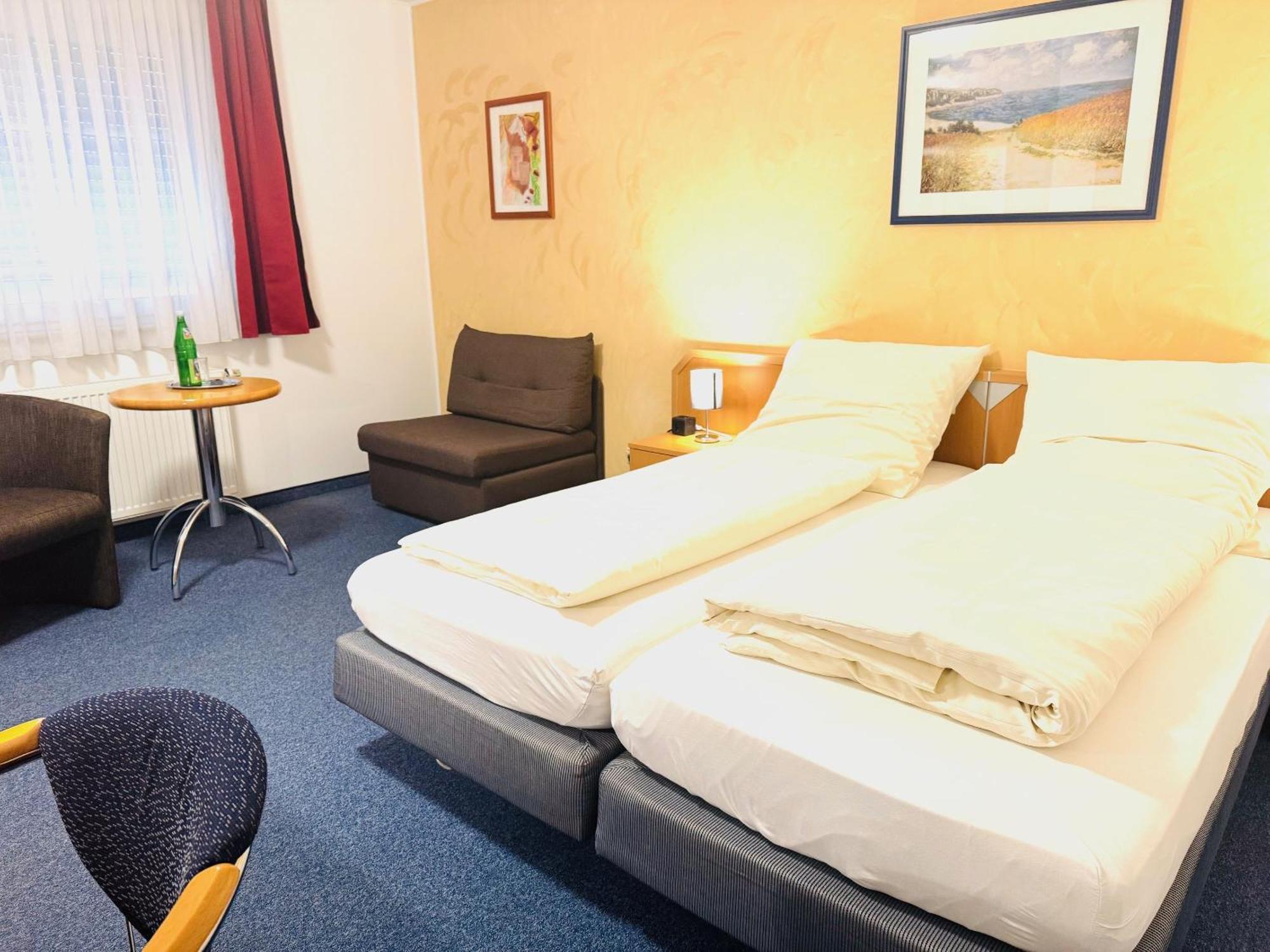 Hotel Am Weyerhof Kerpen  Extérieur photo